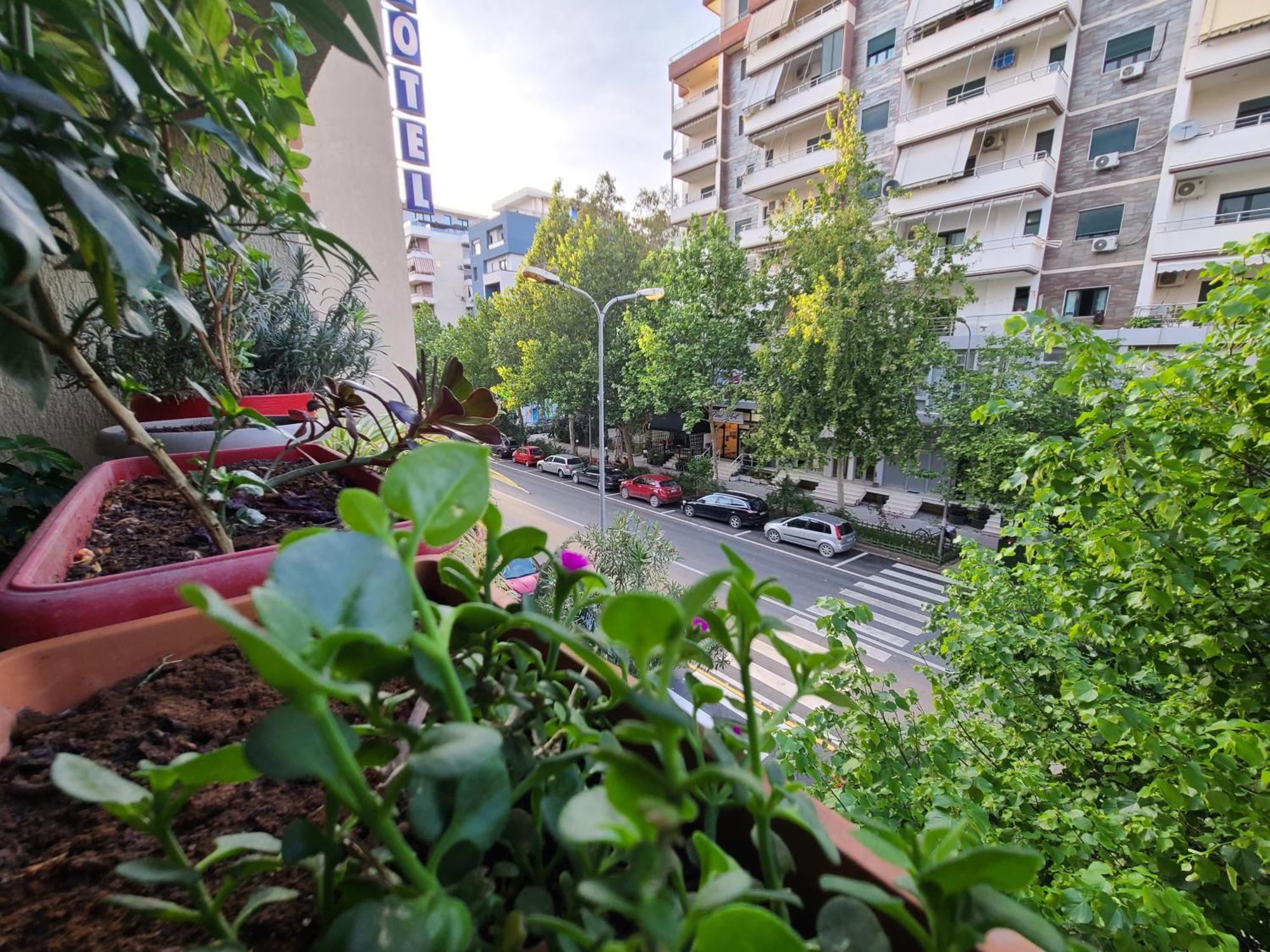 Vlorë Hotel Martini מראה חיצוני תמונה