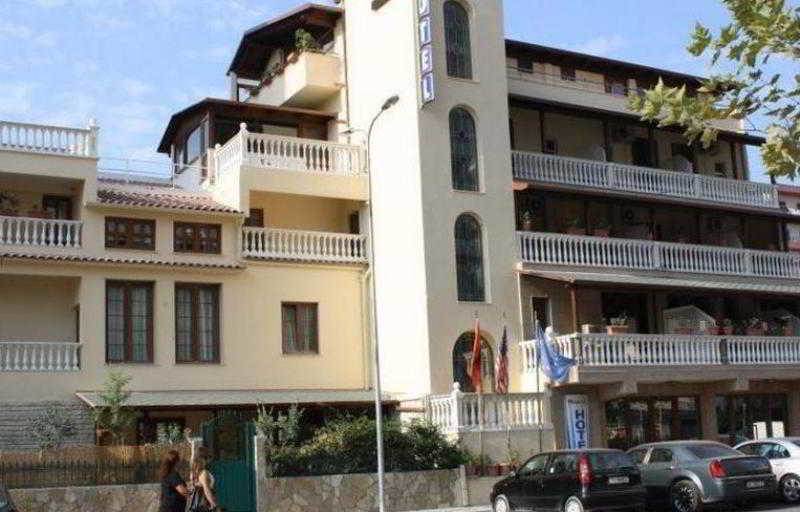 Vlorë Hotel Martini מראה חיצוני תמונה